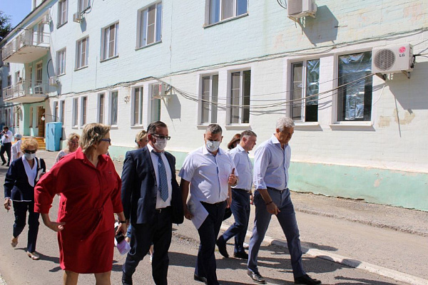 Леонид Огуль: Городскую больницу в ЗАТО Знаменск закрывать не планируют